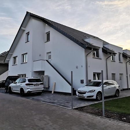 Апартаменты Modern Wohnen I Parkplatz I Wlan I Netflix I Balkon I 6 Schlafplaetze Бад-Эйнхаузен Экстерьер фото