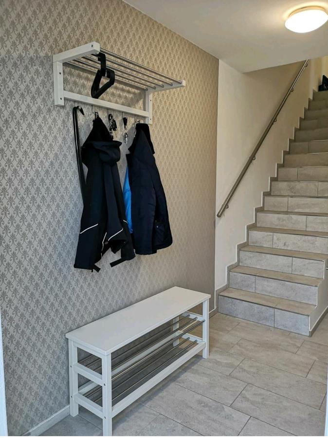 Апартаменты Modern Wohnen I Parkplatz I Wlan I Netflix I Balkon I 6 Schlafplaetze Бад-Эйнхаузен Экстерьер фото
